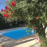 Сasa de vacaciones La Arghia ,piscine Privée Vecchio *